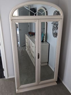 Bedroom Armoire