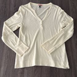 North face long sleeve shirt