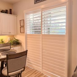 Window Shutters (FREE ESTIMATES & SAME DAY PRICING)- Wood, Plantation, Custom, Interior, Treatments, Coverings. Persianas de Madera. Se Habla Espanol.