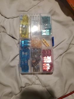 500 Standard Fuses For Cars Trucks And Alot More Things