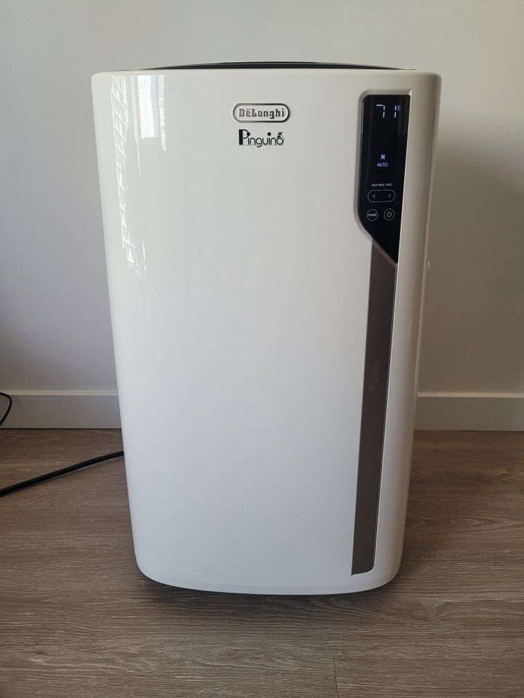 De’Longhi Pinguino 4-in-1: Air Conditioner, Heater, Dehumidifier, and Fan