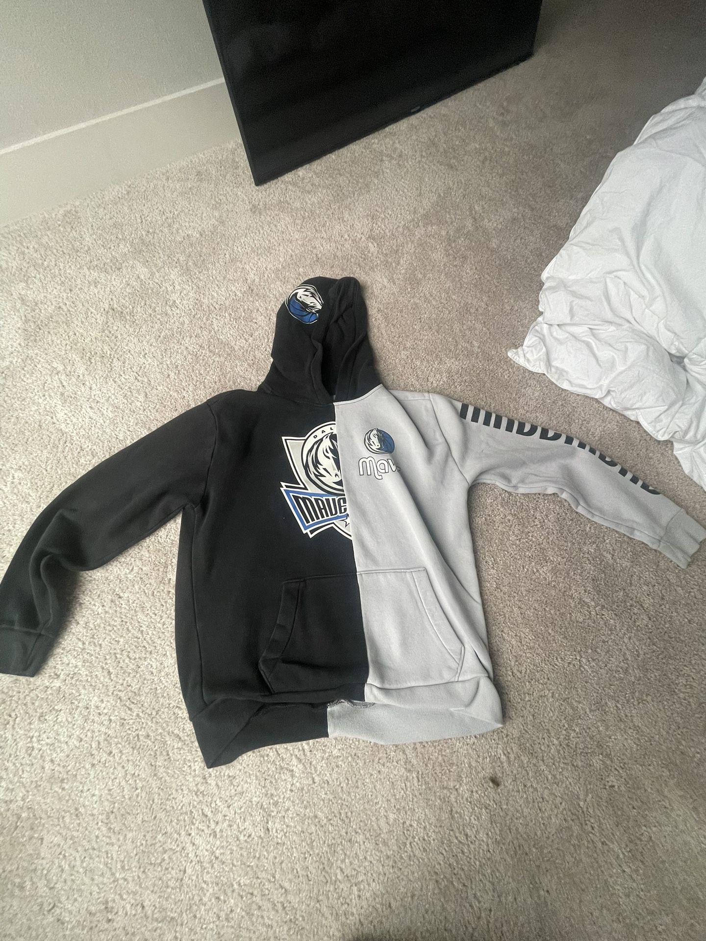 Team Mavericks Hoodie