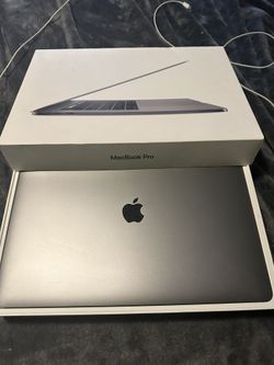 2019 Mac Book Pro 15.4 Inch