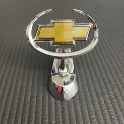 Chevrolet Logos Hood Ornament
