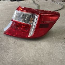 Right Tail Light 