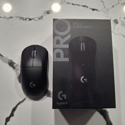 Logitech G PRO Wirelss Gaming Mouse Super Light 2