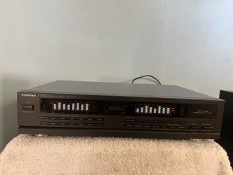 Technics SH-GE70 Graphic Equalizer With Spectrum Analyzer. MADE IN JAPAN