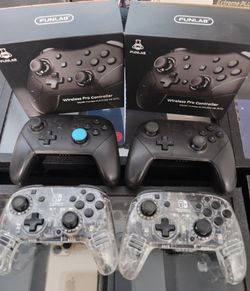 Perfect For Gifting! Switch Pro Controllers $30 - $35