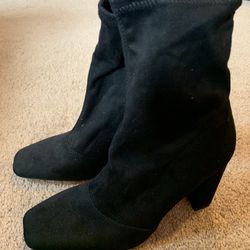 ASOS DESIGN Womens Wide Fit Effect block heel sock boots in black US SIZE 10