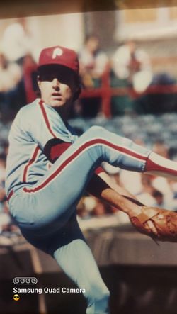 Signed Steve Carlton