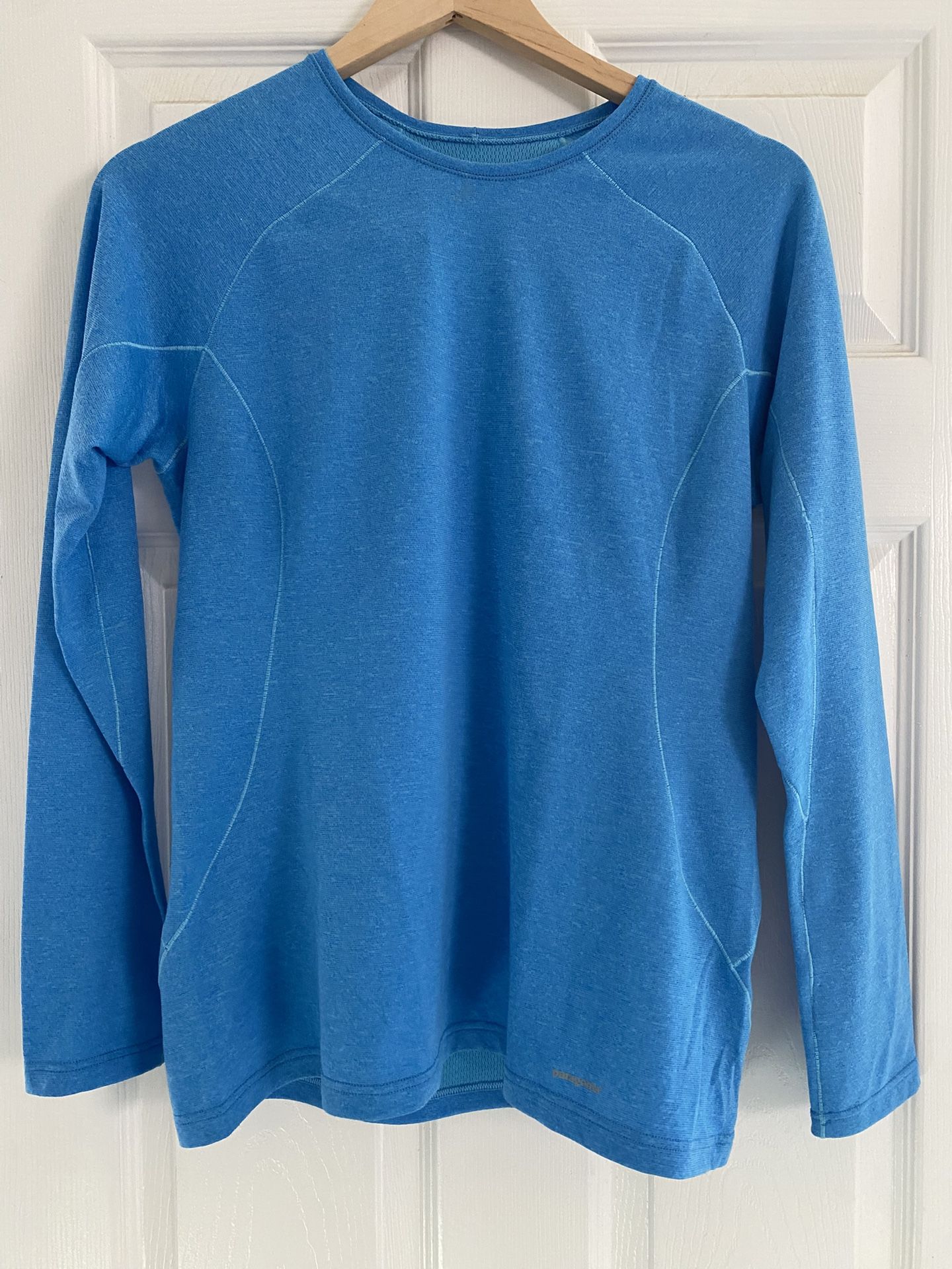 New Patagonia Women’s Capilene Midweight Base Layer Size M Color Blue 