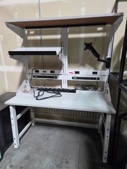 Safco TechWorks Workbench Workstation