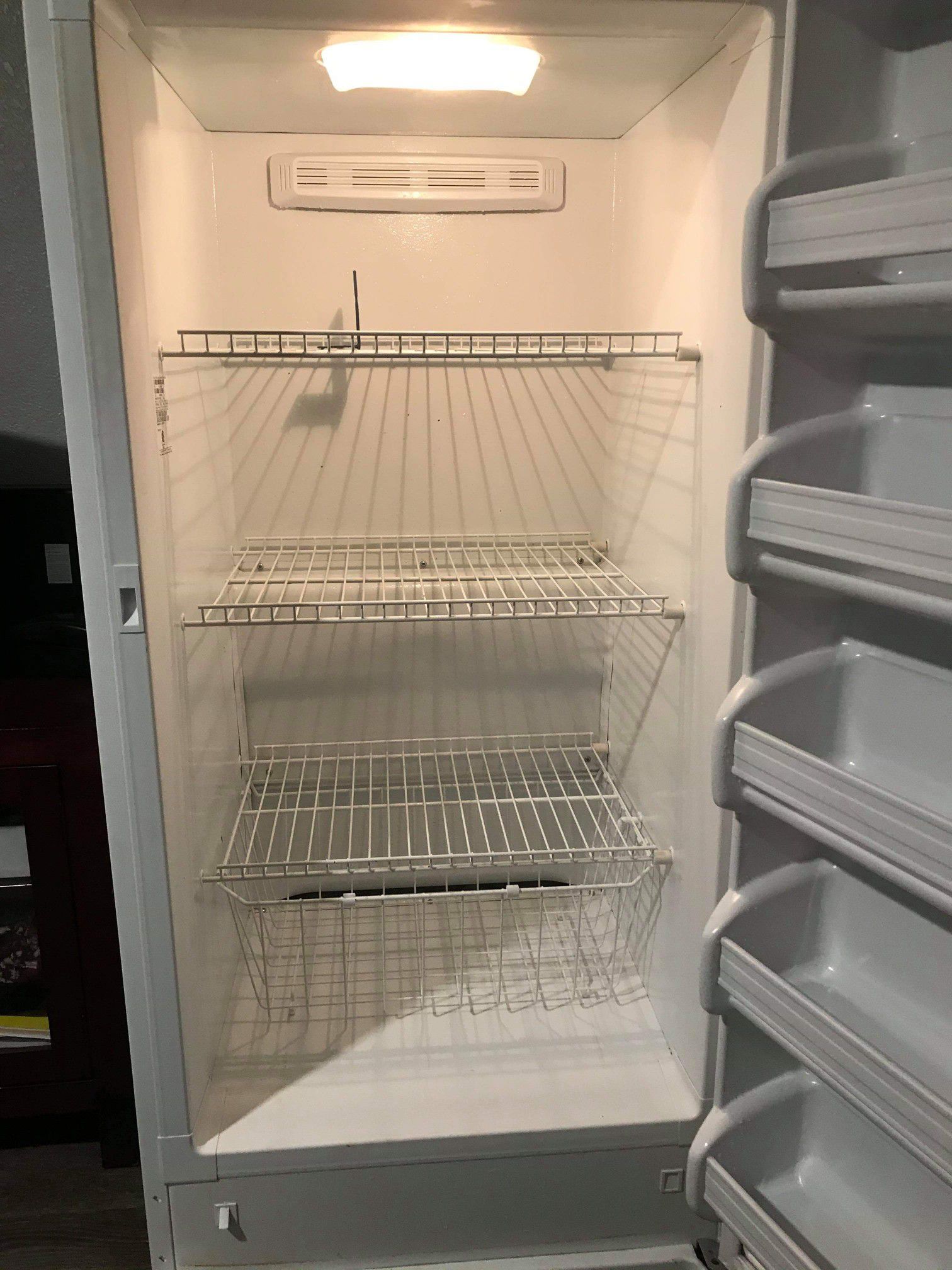 2019 upright freezer for sale by owner
