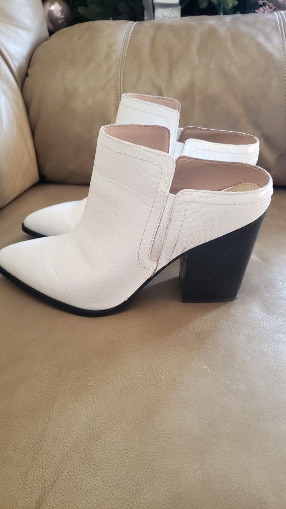 Women Aldo Boots