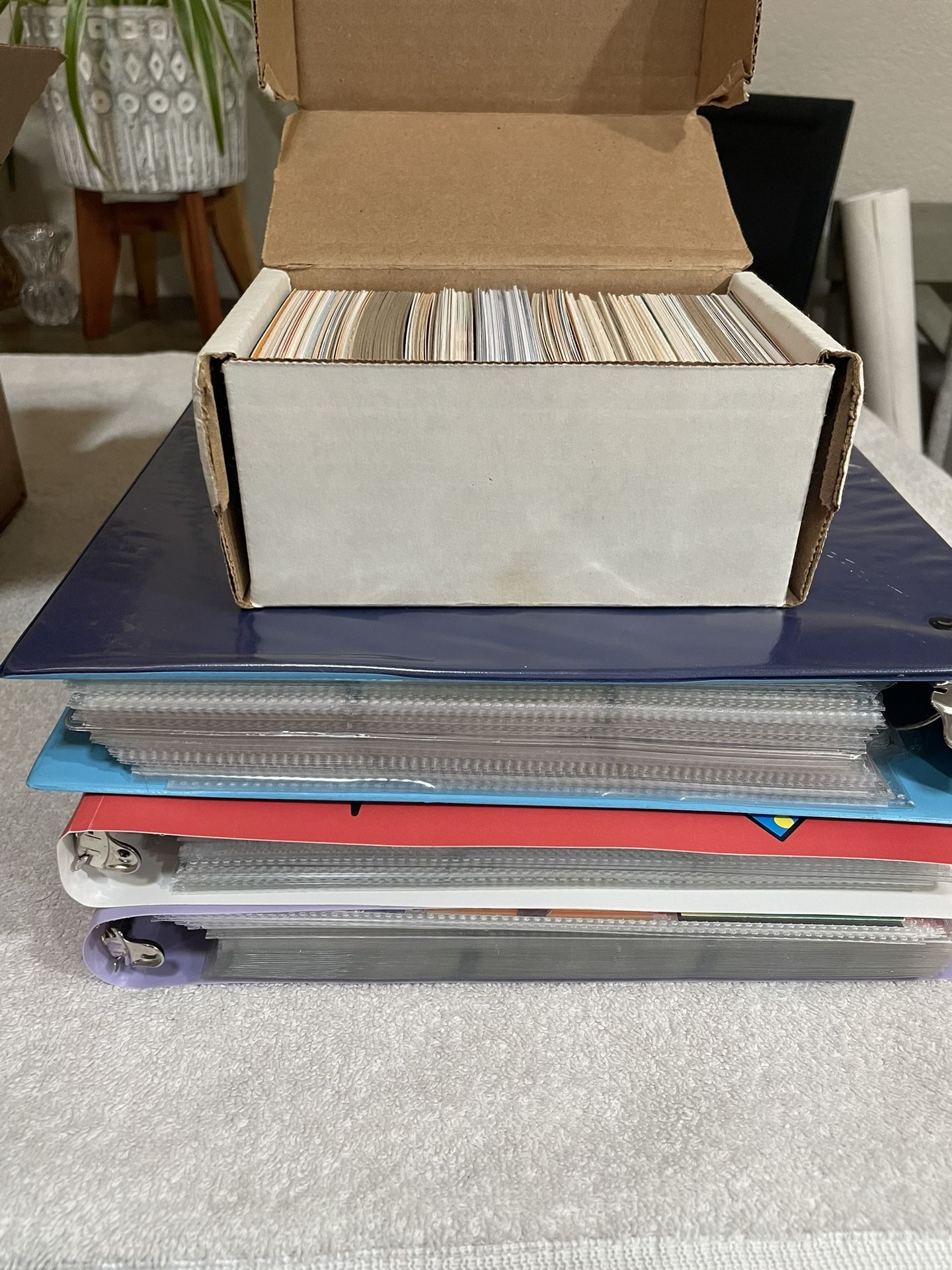 Baseball Card Bundle 1,150+