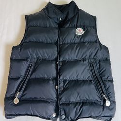 Moncler Vest for kids. 