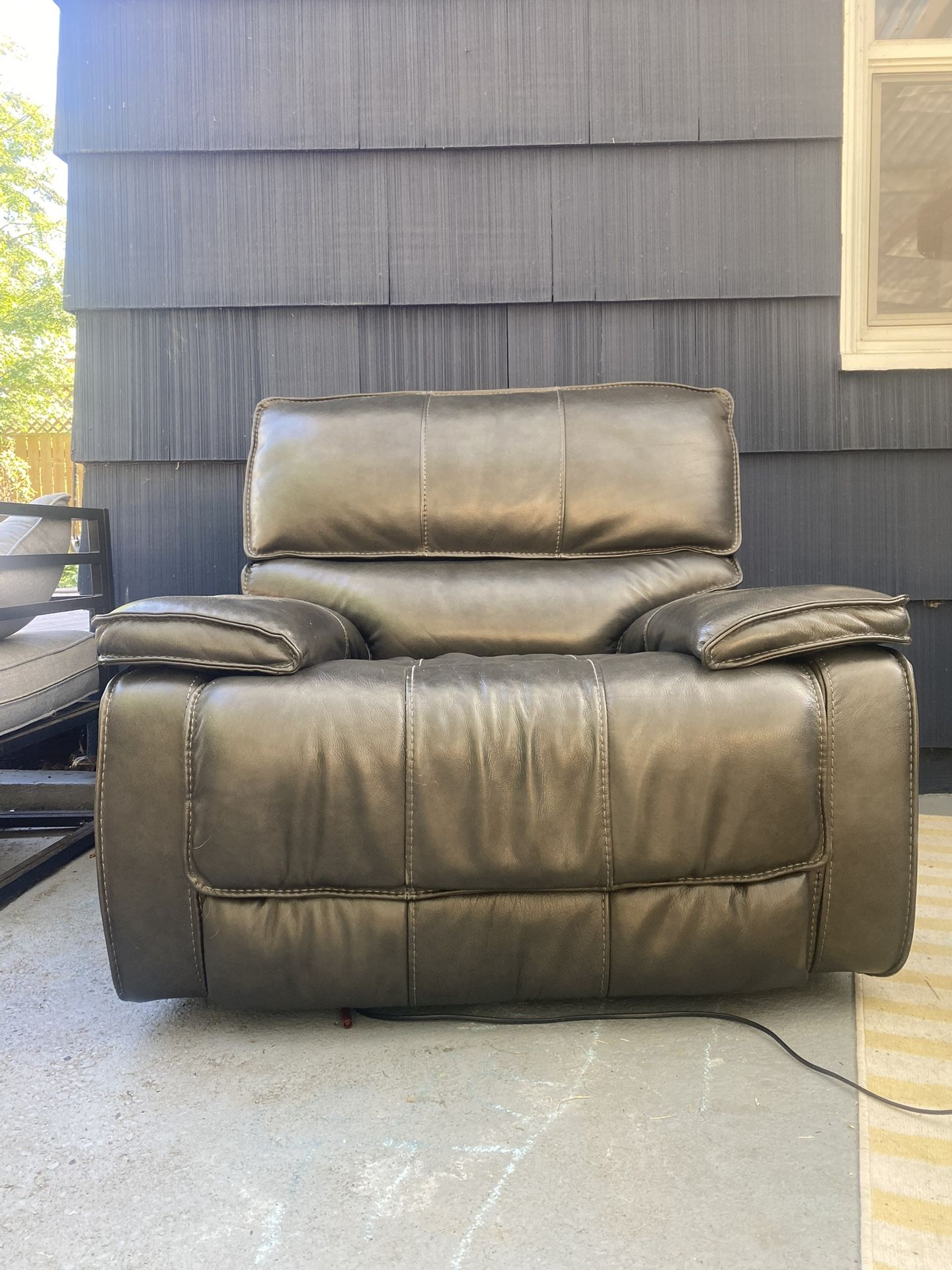 Pair Of Electric Leather Reclining Chairs