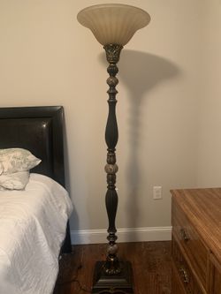 Elegant Floor Lamp