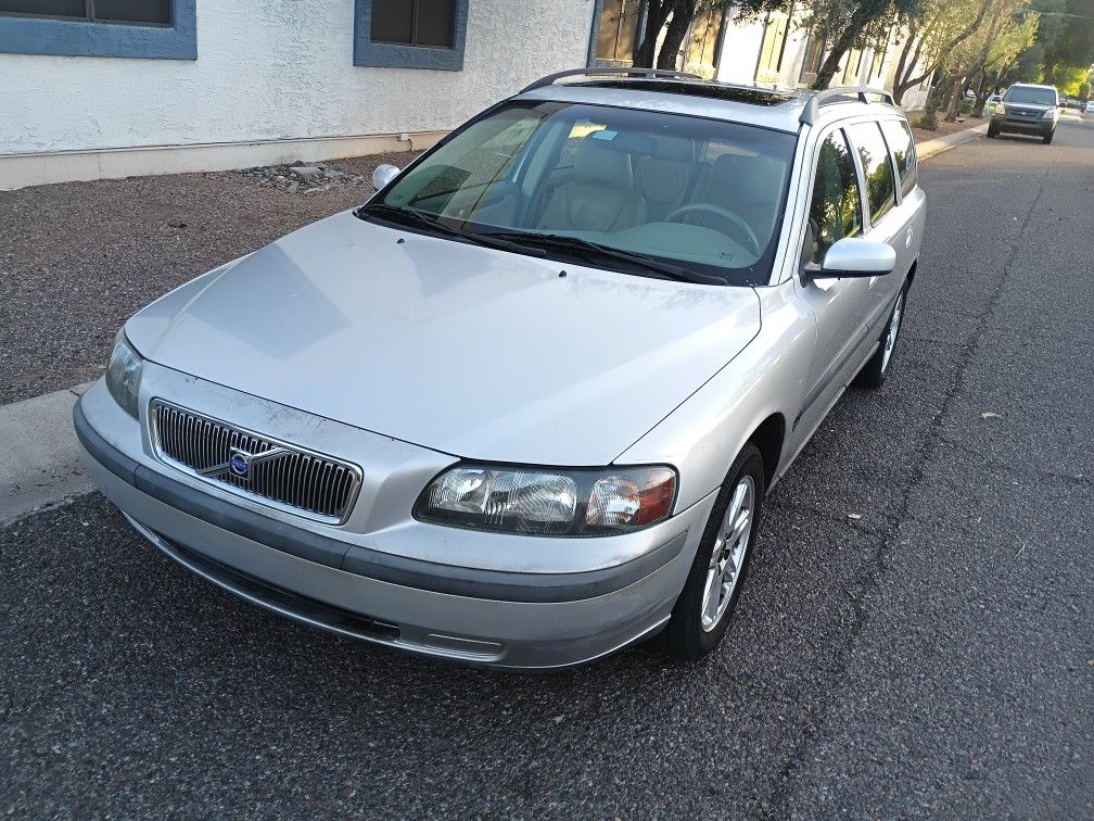 2004 Volvo V70