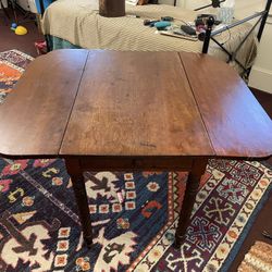 Turn the century mahogany dining room table
