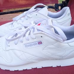 Wmns Size 11 Reebok Classic Leather White Sneakers 