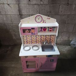 LITTLE KITCHEN FOR GIRL