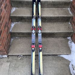 Dynamic VR21 Skis 180cm with Salomon Bindings