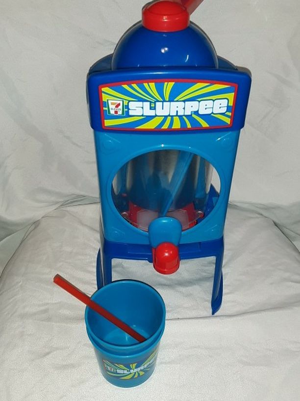 Vintage 7-Eleven Slurpee Maker