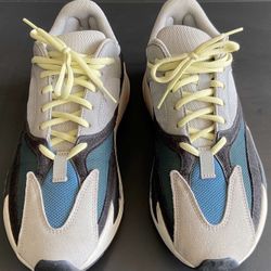 Yeezy Wave Runner Size 12