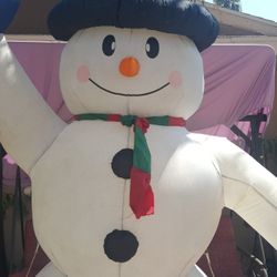 9 ft snowman blowup