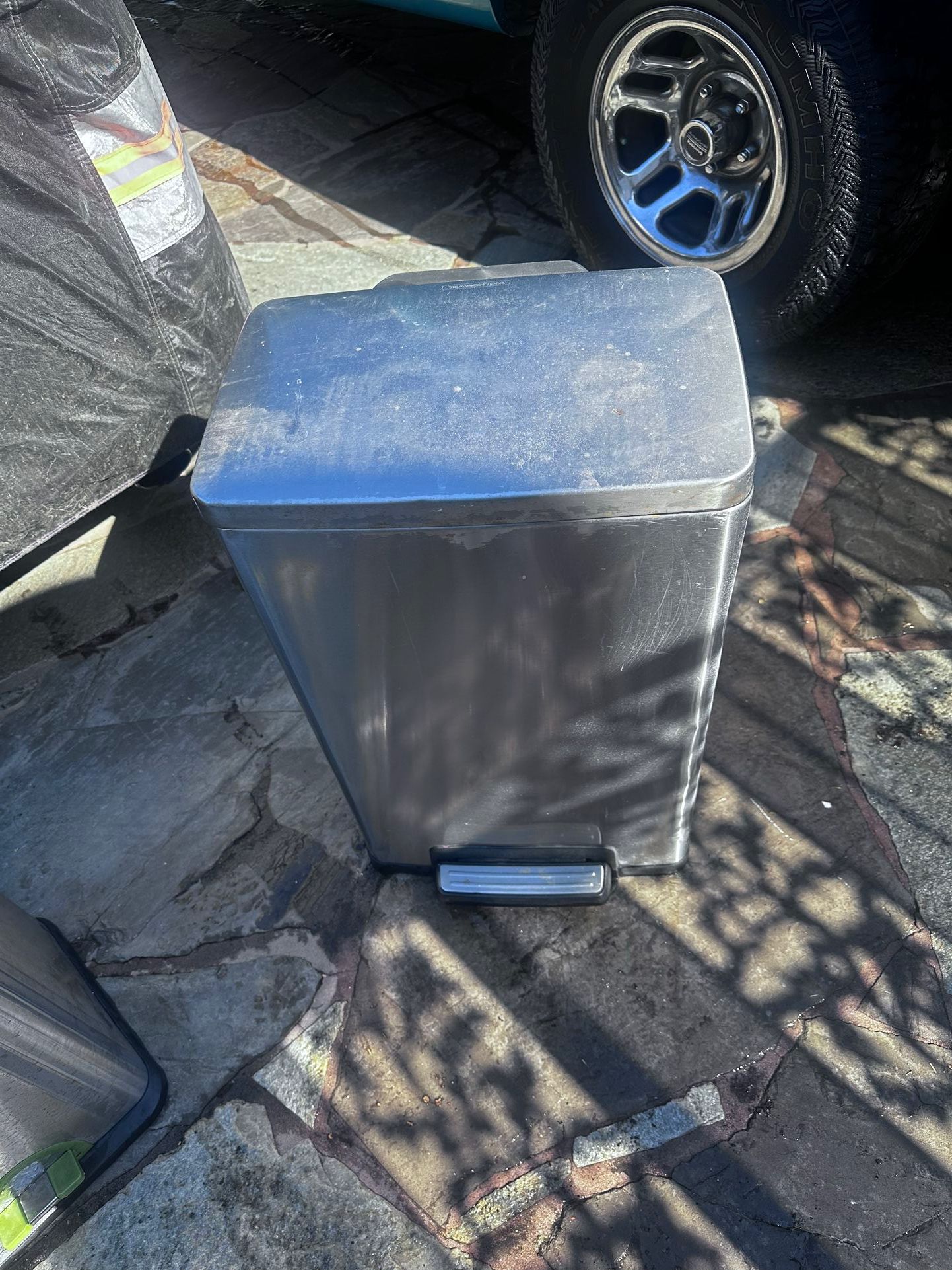 Trash Can