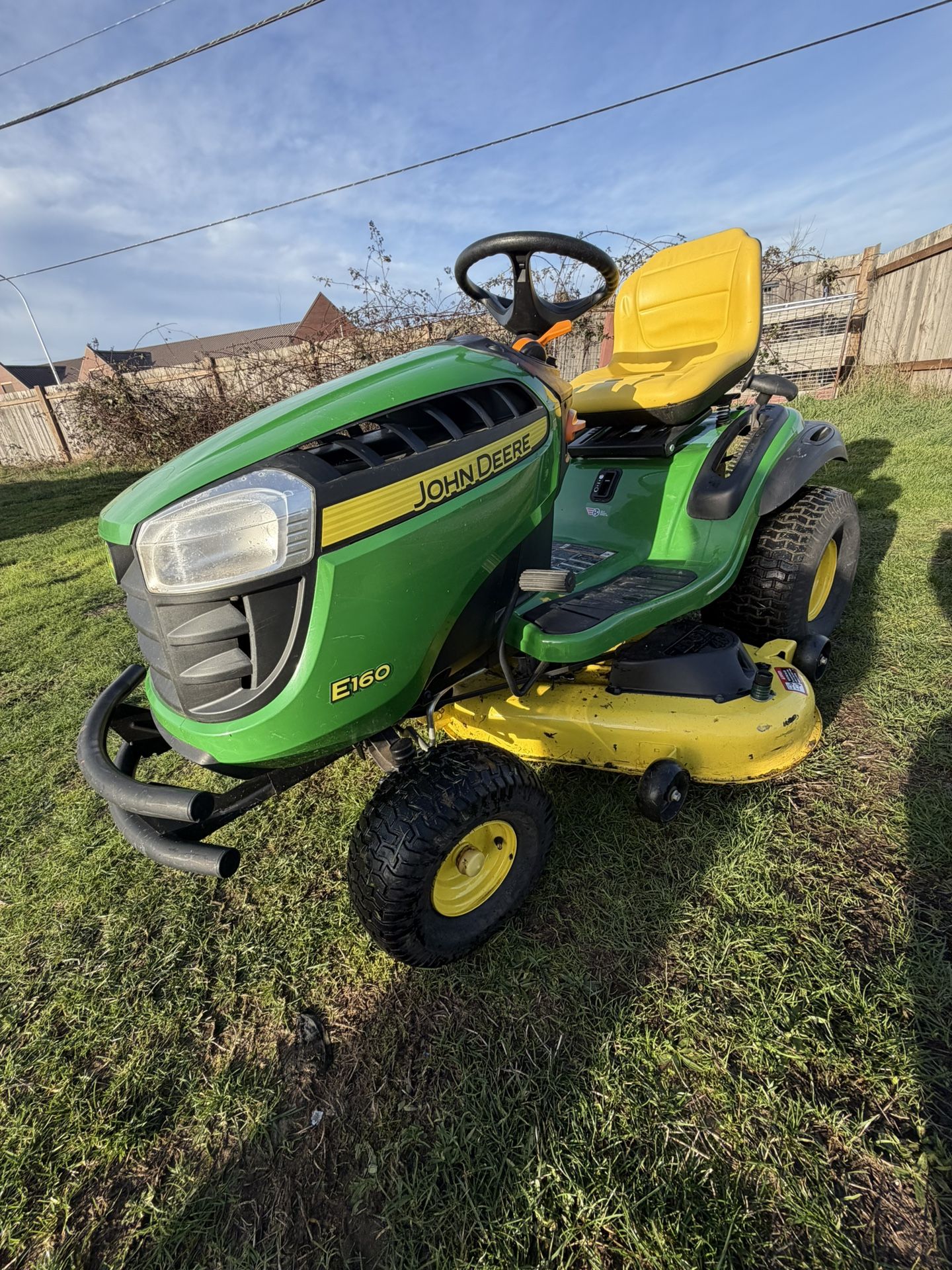 John Deere Riding Lawnmower