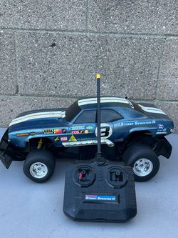 vintage RadioShack Street Sprinter II, It doesn't have a battery.