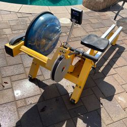 Hydro Rowing Machine