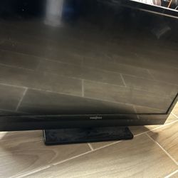 Insignia Small TV 29 Inches Wide