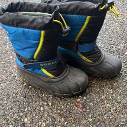 Boys Size 13 Sorel Boots $15 OBO 