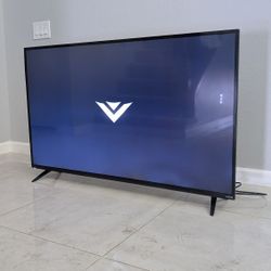 55 INCH VIZIO SMART TV