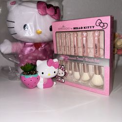 MOTHER’S DAY HELLO KITTY BUNDLE 