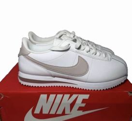 Size 7 - Nike Cortez White Platinum Violet W0-Brand New w/Box