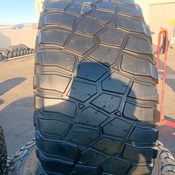 4 llantas Lt 37 X 13.50 R17 Bfgoodrich mud terrain