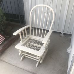 Rocking Chair 