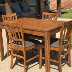 Solid Dining Table Set 