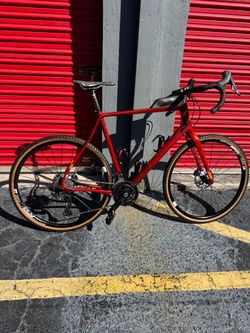 Fuji Jari Carbon 1.1 Gravel Bike - XXL / C15 Ultra High Modulus Carbon