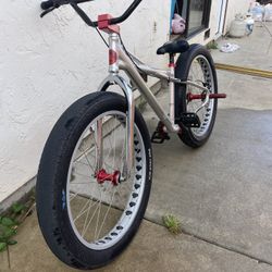 Fat Quad Se Bike 26 In 