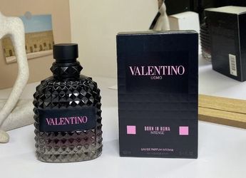 VALENTINO Uomo Born In Roma Intense Eau de Parfum