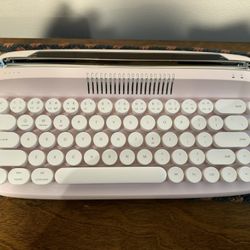 YUNZII ACTTO B307 Baby Pink Upgraded Rechargeable Wireless Typewriter Keyboard