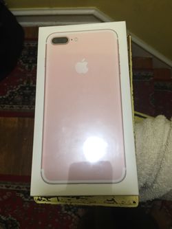 iPhone 7 plus cricket 32gb