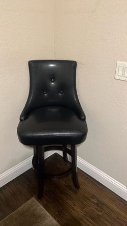 Chairs  x4