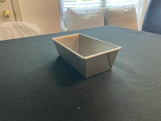 Quality non-stick loaf pan