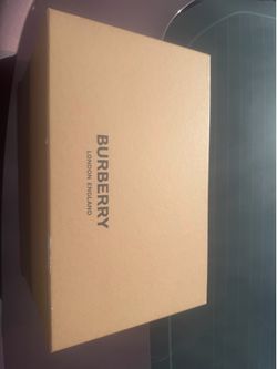 Burberry grey shoes
